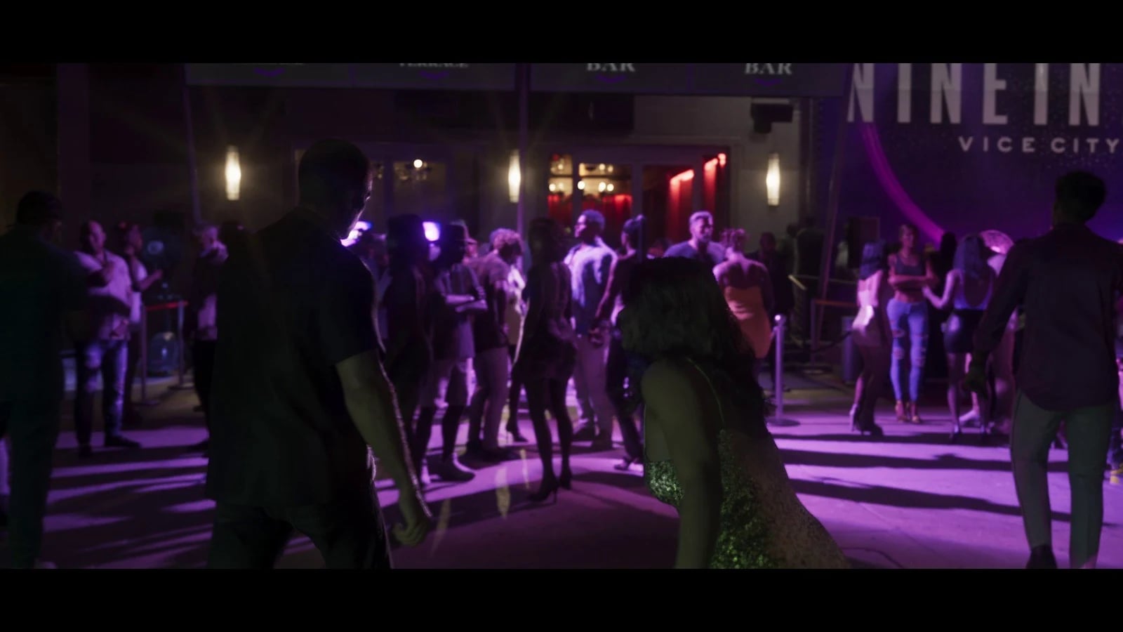 Letras de la discoteca Nine1Nine sobre la multitud en el Tráiler 2 oficial; la relación con E11EVEN es una teoría