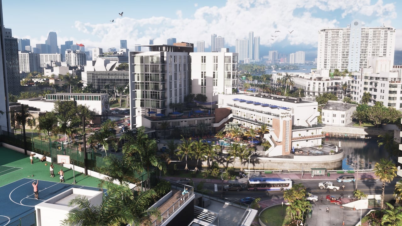 Official GTA VI screenshot of Vice City with Hotel Valetta, palm trees and the downtown skyline